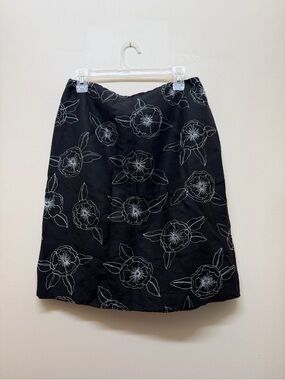 Vintage embroidered Ann Taylor Loft skirt